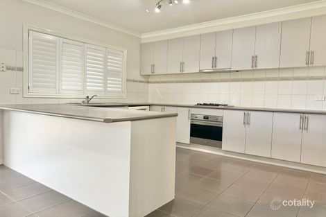 Property photo of 14 Maclarens Close Manor Lakes VIC 3024