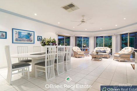 Property photo of 4 Wheatsheaf Court Narre Warren North VIC 3804