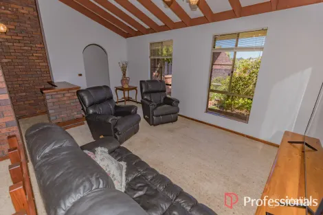 Property photo of 11 Wattle Crescent Manjimup WA 6258