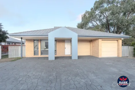 Property photo of 41 Bluestone Gardens Jerrabomberra NSW 2619