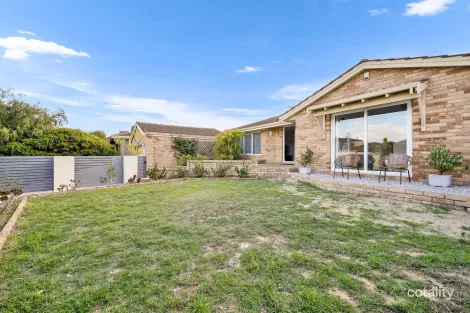 Property photo of 4 Tahara Vale Ocean Reef WA 6027