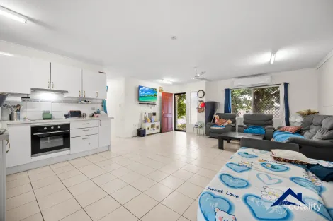 Property photo of 6 Mintaro Crescent Woree QLD 4868