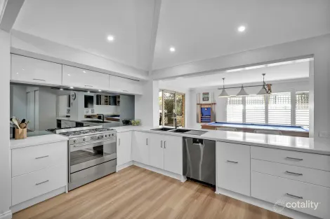 Property photo of 4 Tahara Vale Ocean Reef WA 6027