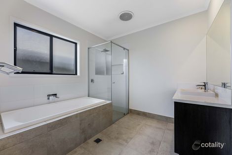Property photo of 100 Steiner Crescent Baringa QLD 4551