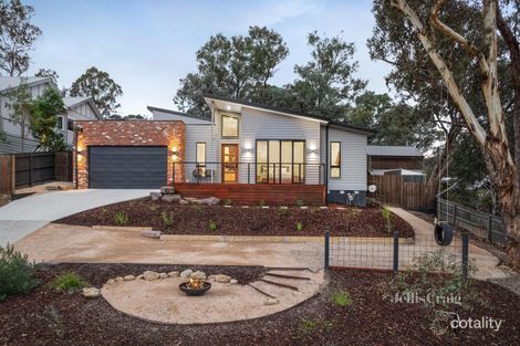 Property photo of 6 Upper Road Wattle Glen VIC 3096
