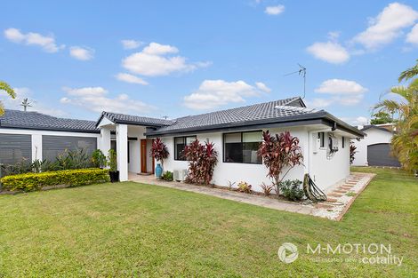 Property photo of 3 Collins Crescent Benowa QLD 4217