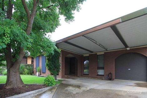 Property photo of 2 Jasper Close West Wodonga VIC 3690