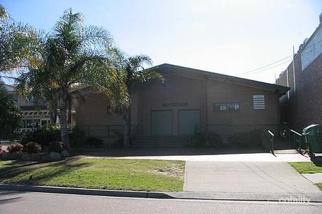 9 Anzac Rd, Tuggerah, NSW 2259