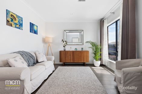 Property photo of 38 Jansar Street Point Cook VIC 3030