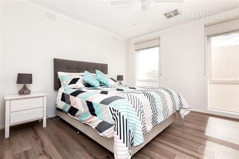 Property photo of 115 Neasham Drive Dandenong North VIC 3175