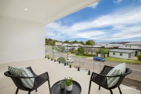 Property photo of 4/19 Berringar Road Valentine NSW 2280