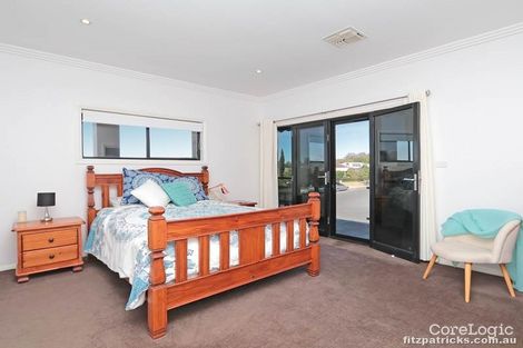 Property photo of 42 Stirling Boulevard Tatton NSW 2650