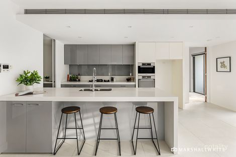Property photo of 211/33 Wattle Road Hawthorn VIC 3122