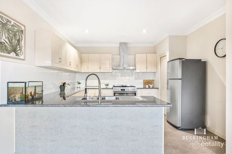 Property photo of 8 Pelican Walk Whittlesea VIC 3757