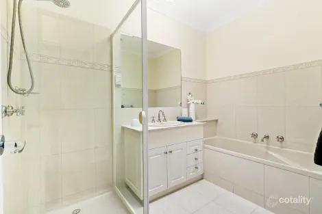 Property photo of 4/13 Heath Avenue Oakleigh VIC 3166