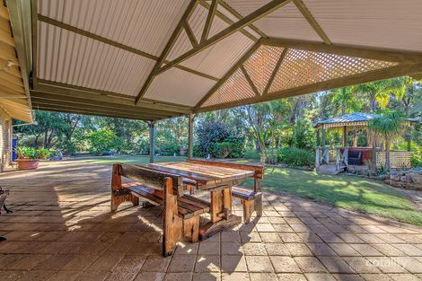 Property photo of 8 Navarre Row Greenfields WA 6210