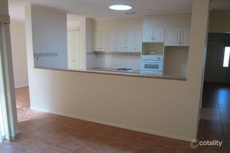 Property photo of 14 Silverwood Way Glen Waverley VIC 3150