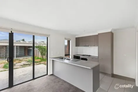 11 Durant Ave, Sunshine West, VIC 3020