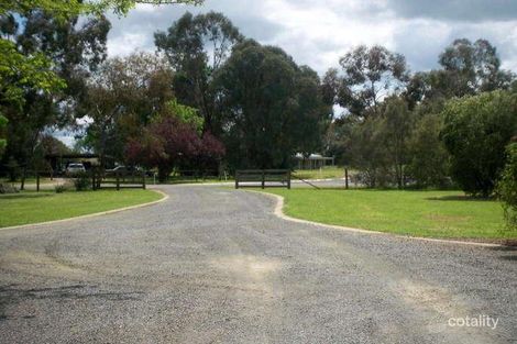 Property photo of 31 Smith Street Oxley VIC 3678