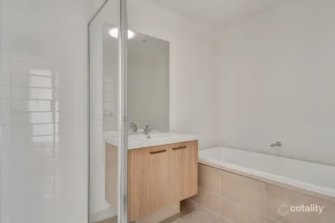 Property photo of 29 Grangehill Mews Wyndham Vale VIC 3024