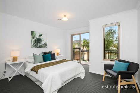 Property photo of 2/41 Hyde Park Terrace Point Cook VIC 3030