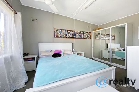 Property photo of 31 Imga Street Gwandalan NSW 2259
