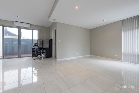 Property photo of 3/12 Smiths Avenue Redcliffe WA 6104