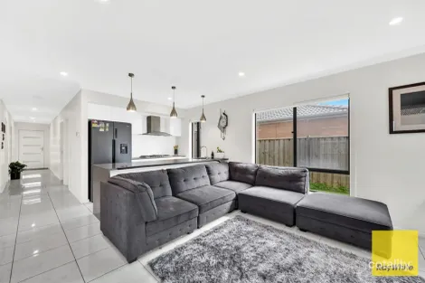Property photo of 9 Bostock Drive Tarneit VIC 3029