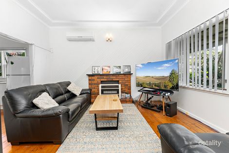 Property photo of 2 Wonson Avenue Coniston NSW 2500