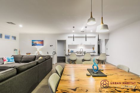 Property photo of 6 Vermont Grove Wellard WA 6170