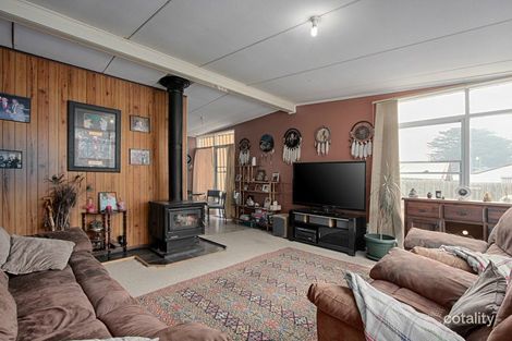 Property photo of 562 Princes Way Longwarry North VIC 3816