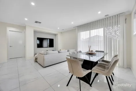 Property photo of 47 Ritchie Circuit Tarneit VIC 3029