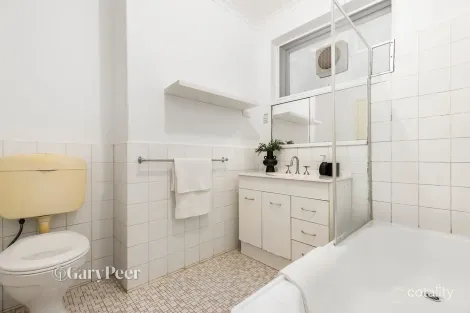 Property photo of 4/8 Waratah Avenue Glen Huntly VIC 3163