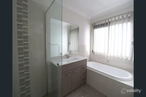 Property photo of 52 Santana Road Campbelltown NSW 2560