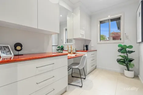 Property photo of 1/5 Mount Pleasant Drive Mount Waverley VIC 3149