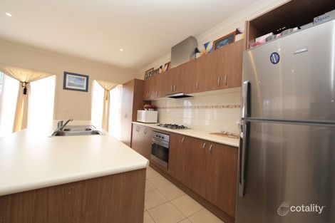 Property photo of 5 Haven Close South Morang VIC 3752