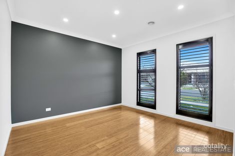 Property photo of 120 James Melrose Drive Brookfield VIC 3338