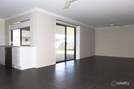 Property photo of 1 Whitehaven Way Mount Low QLD 4818