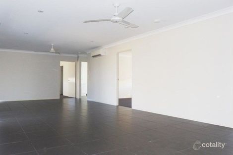 Property photo of 1 Whitehaven Way Mount Low QLD 4818