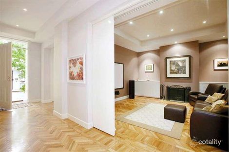 Property photo of 10 Bonview Road Malvern VIC 3144