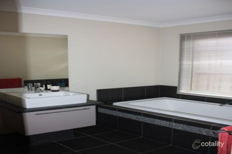 Property photo of 17 Fleetwood Drive Doreen VIC 3754