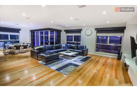 Property photo of 43 Biltmore Crescent Roxburgh Park VIC 3064