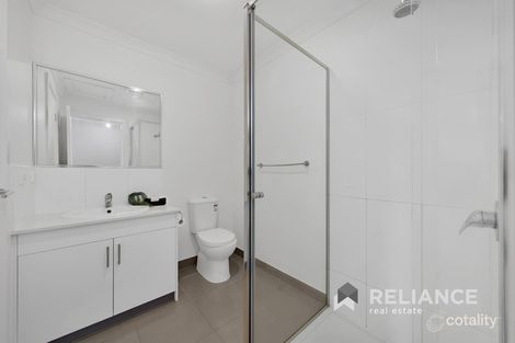Property photo of 38/1 Hyde Park Avenue Craigieburn VIC 3064