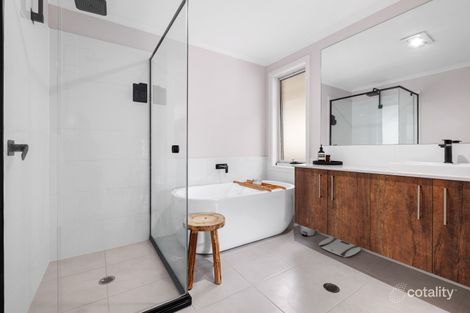 Property photo of 8 Arches Avenue Box Hill NSW 2765