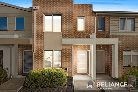 Property photo of 38/1 Hyde Park Avenue Craigieburn VIC 3064