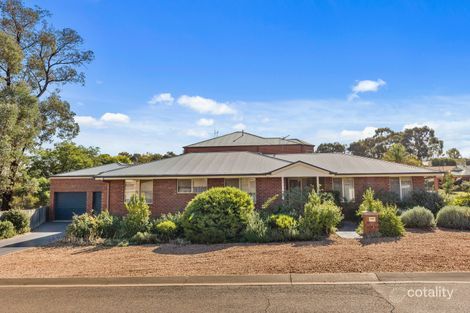 25 Isabella Gr, Strathdale, VIC 3550