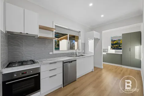 Property photo of 5 Regent Street Kangaroo Flat VIC 3555