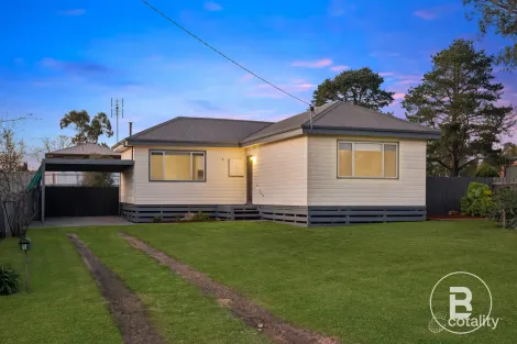 Property photo of 5 Regent Street Kangaroo Flat VIC 3555