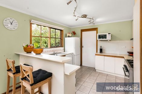 Property photo of 27 Parkmore Road Bentleigh East VIC 3165