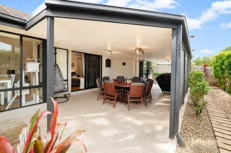 Property photo of 20 Syracuse Street Redland Bay QLD 4165